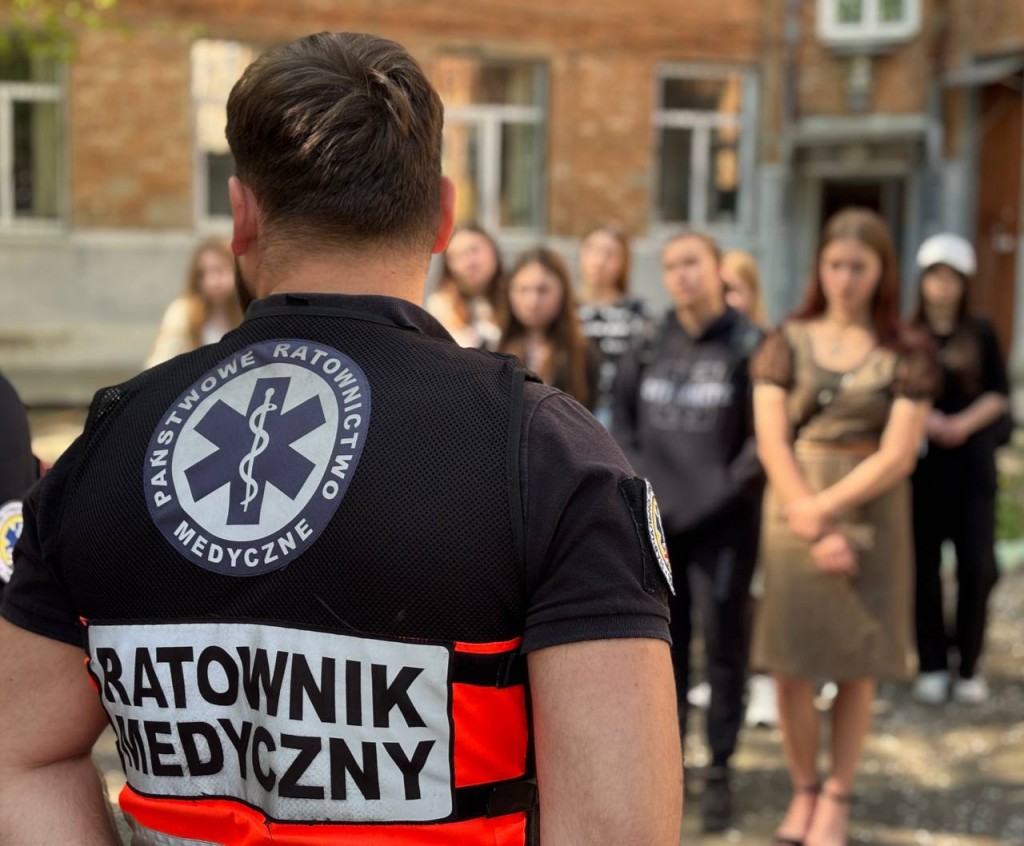 photo_2025-04-23_15-06-38